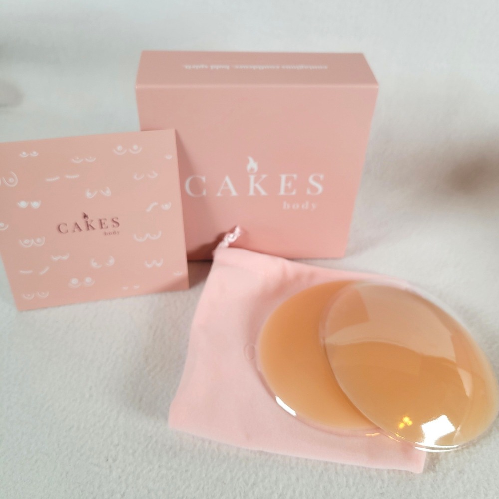 CAKES body Womens Nipple Covers Grippy Round Silicone Size OG Honey Pasties